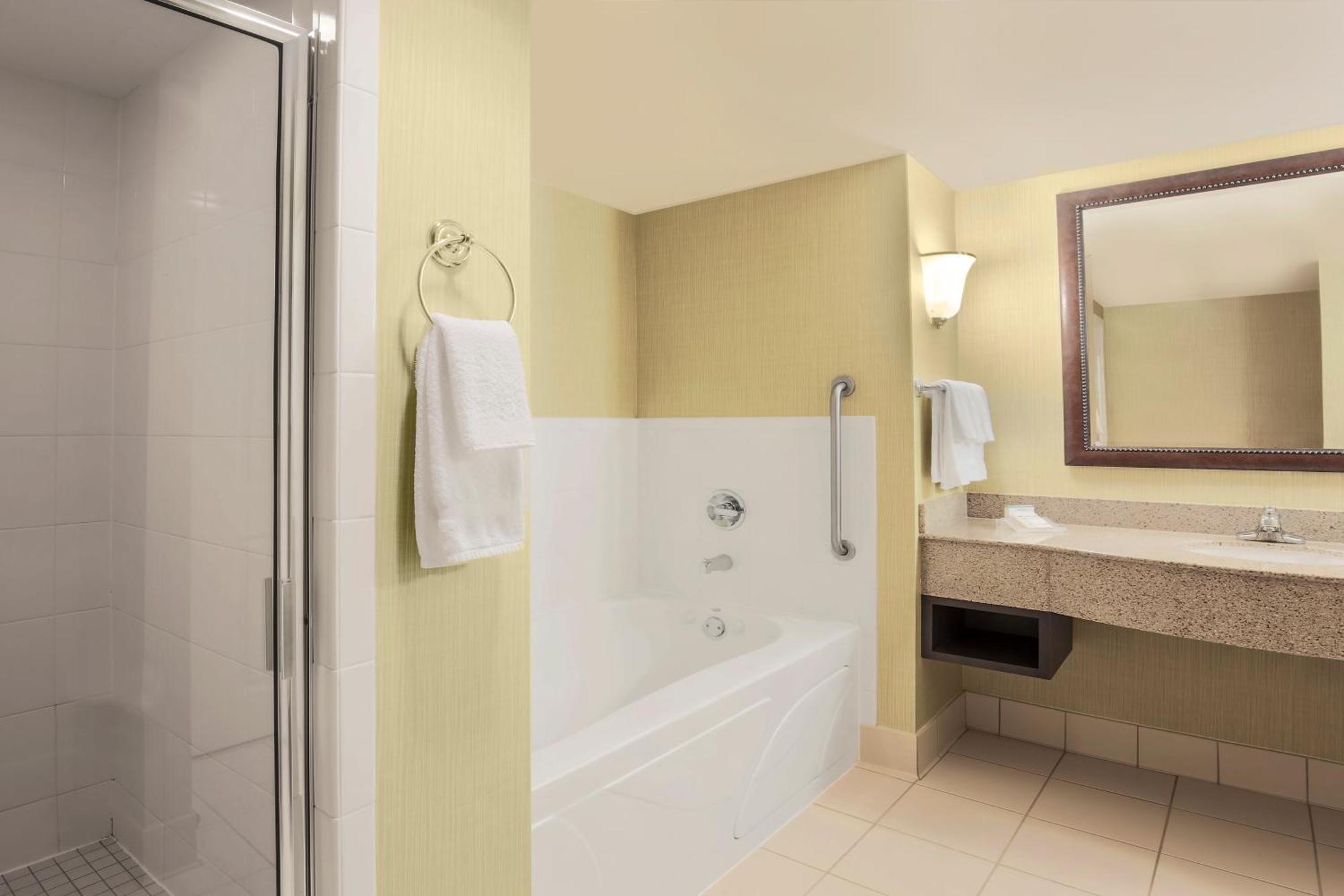 Hilton Garden Inn Chicago/Midway Airport Bedford Park Zewnętrze zdjęcie