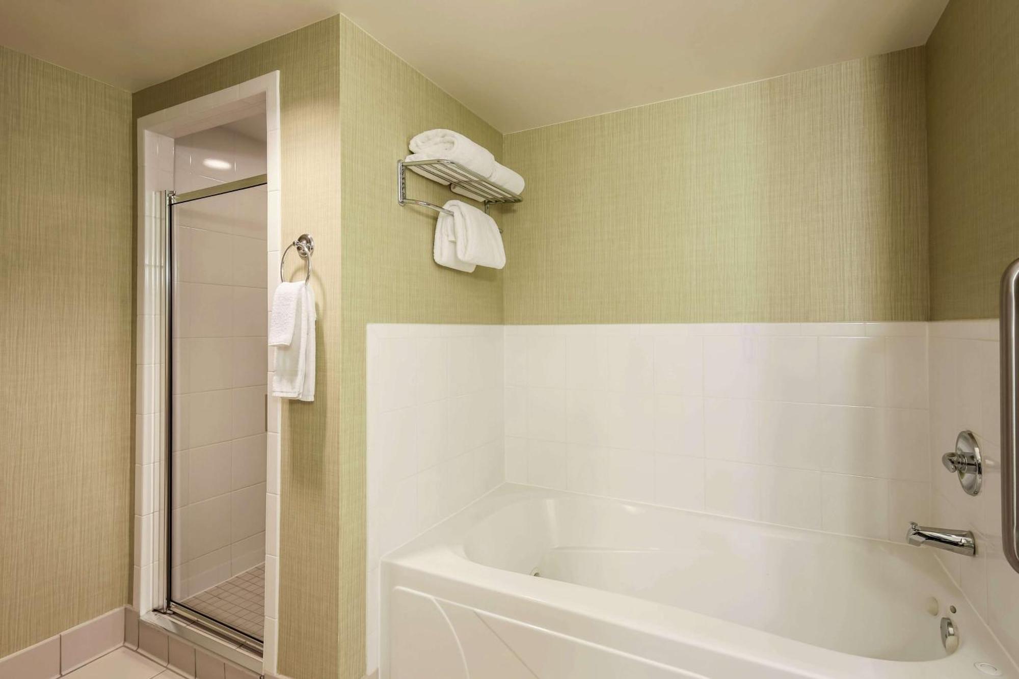 Hilton Garden Inn Chicago/Midway Airport Bedford Park Zewnętrze zdjęcie