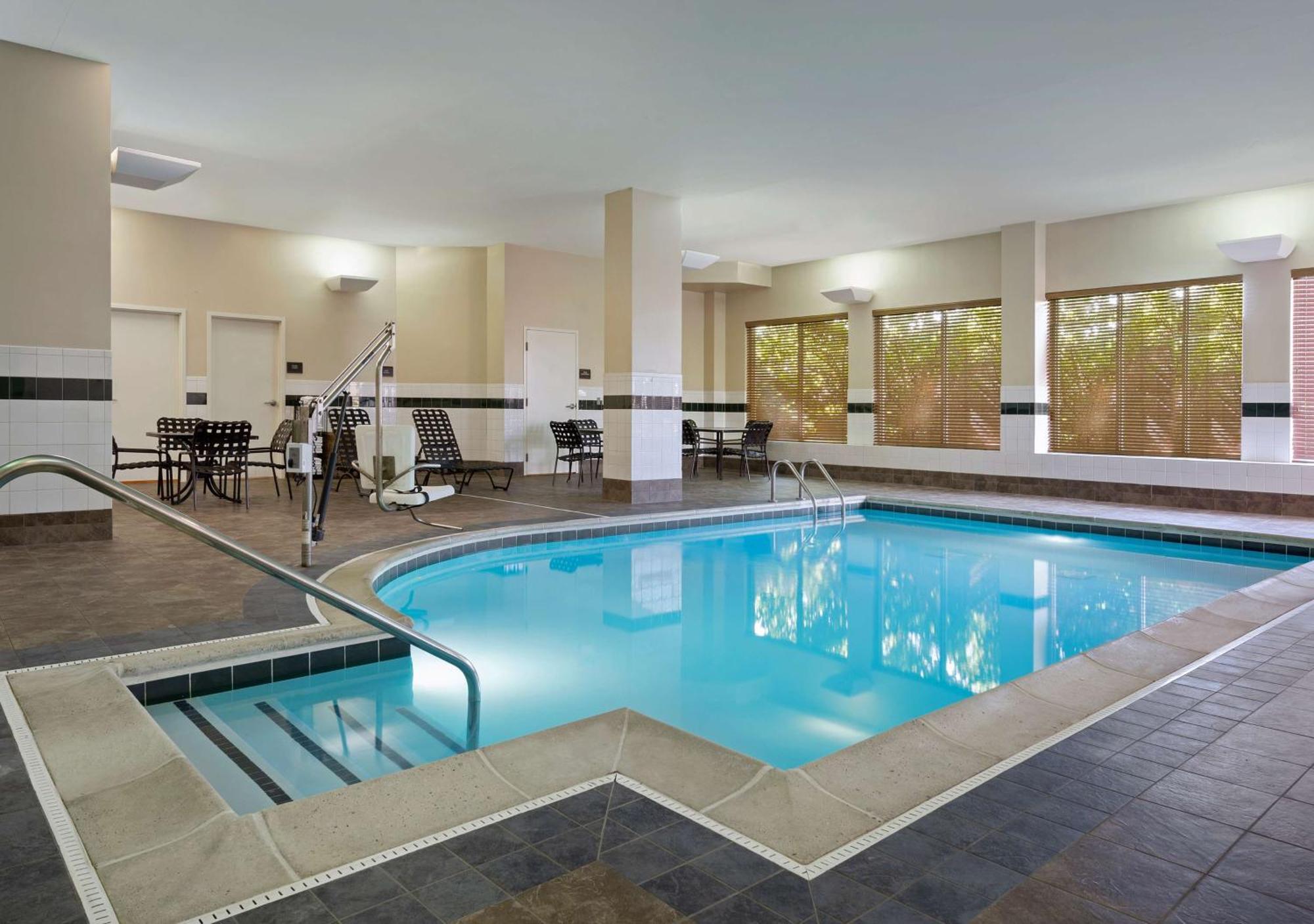 Hilton Garden Inn Chicago/Midway Airport Bedford Park Zewnętrze zdjęcie